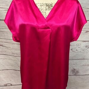 NWT Express  Pink Blouse Short Sleeve  USA‎ Made  Size Large